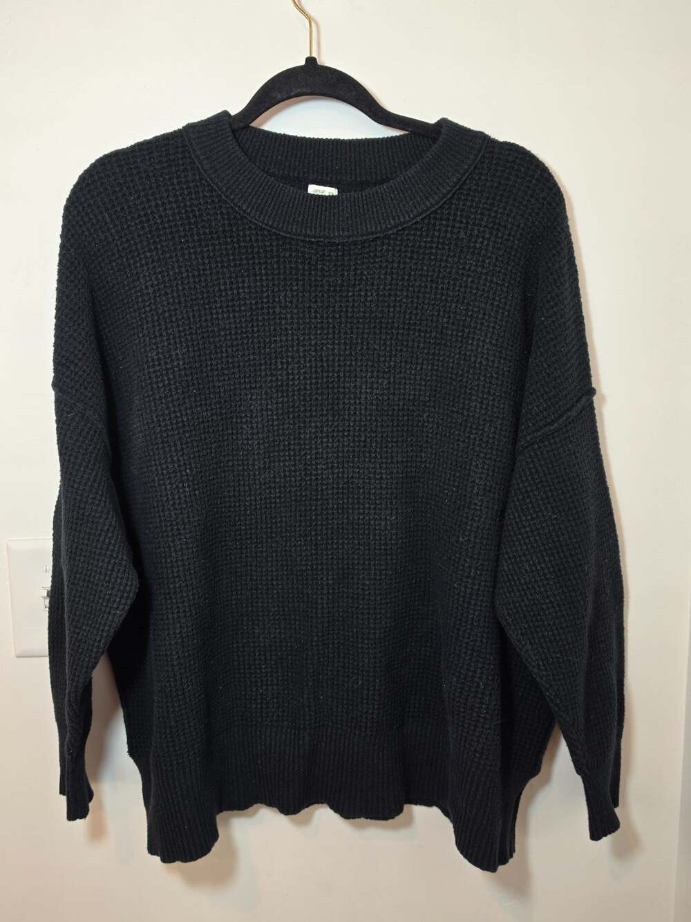 Aerie Waffle Knit Pullover Size M Thermal Sweatshirt Black Slouchy